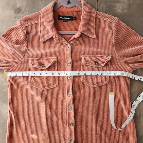 Black Bull Button Up Corduroy Flowy Top - Size Large - Picture 9 of 11